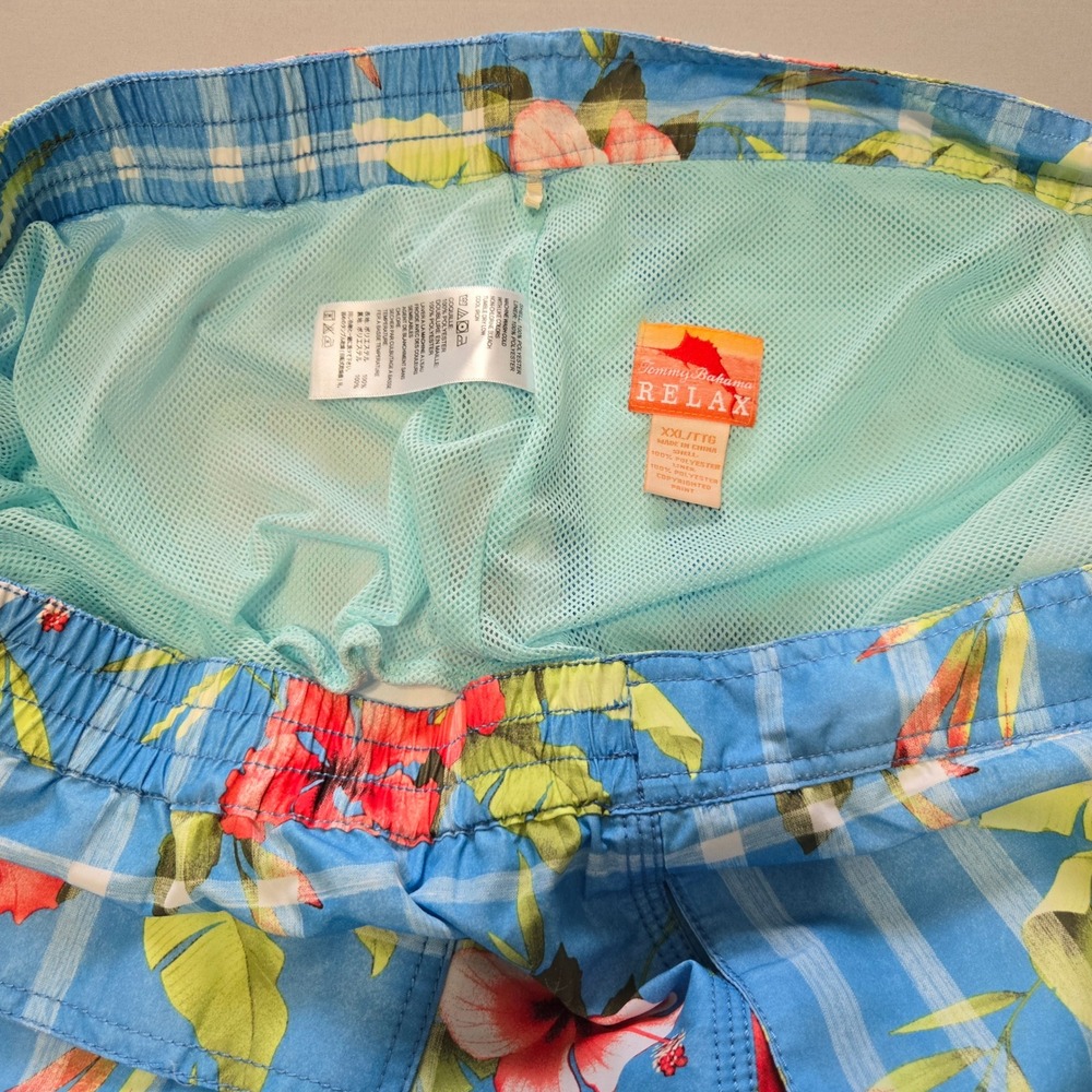 Tommy Bahama Relax‎ Swim Trunks Mens XXL Blue Floral Plaid Cargo Pocket Hibiscus - Picture 4 of 6